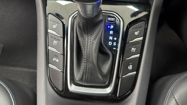 Hyundai IONIQ 1.6 GDi Hybrid Premium SE 5dr DCT Hybrid Hatchback